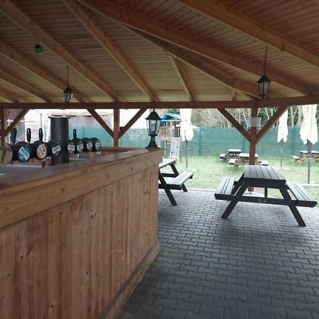 Pivovar Maly Janek - Restaurace, Penzion A Stany Jince Екстериор снимка
